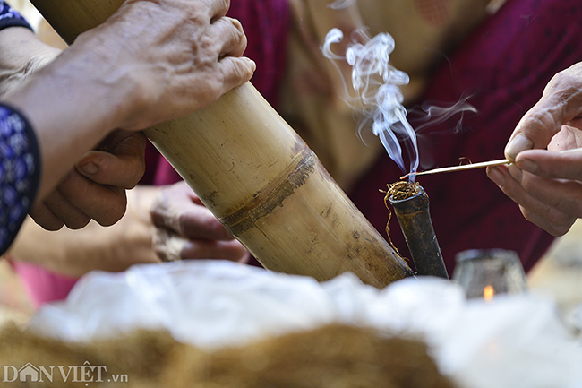 Về nơi phụ nữ hút thuốc lào, nhả khói điệu nghệ như đàn ông